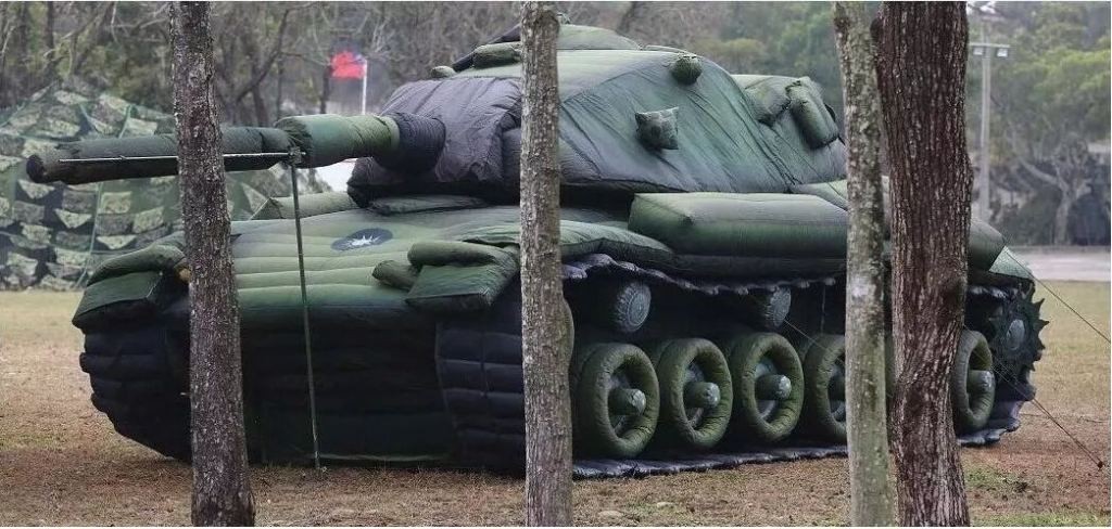 津南军用充气坦克